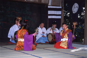 第八座　祓除清浄杓大麻之段（ばつじょうしょうじょうおおぬさのまい）